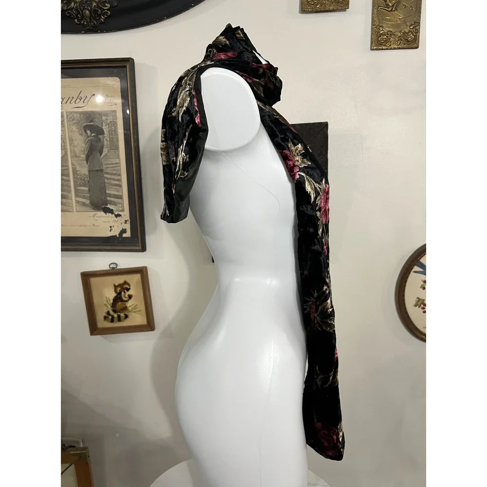 Vintage Black Rose Floral Print Crushed Velvet Scarf Shawl